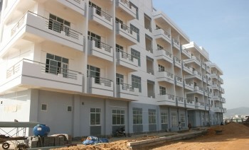 Bộ Xây dựng thúc việc giao sổ đỏ cho người dân mua nhà xã hội