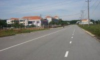 Mỹ Phước 4 sổ đỏ chính chủ cần bán gấp , 160m2 đường lớn 